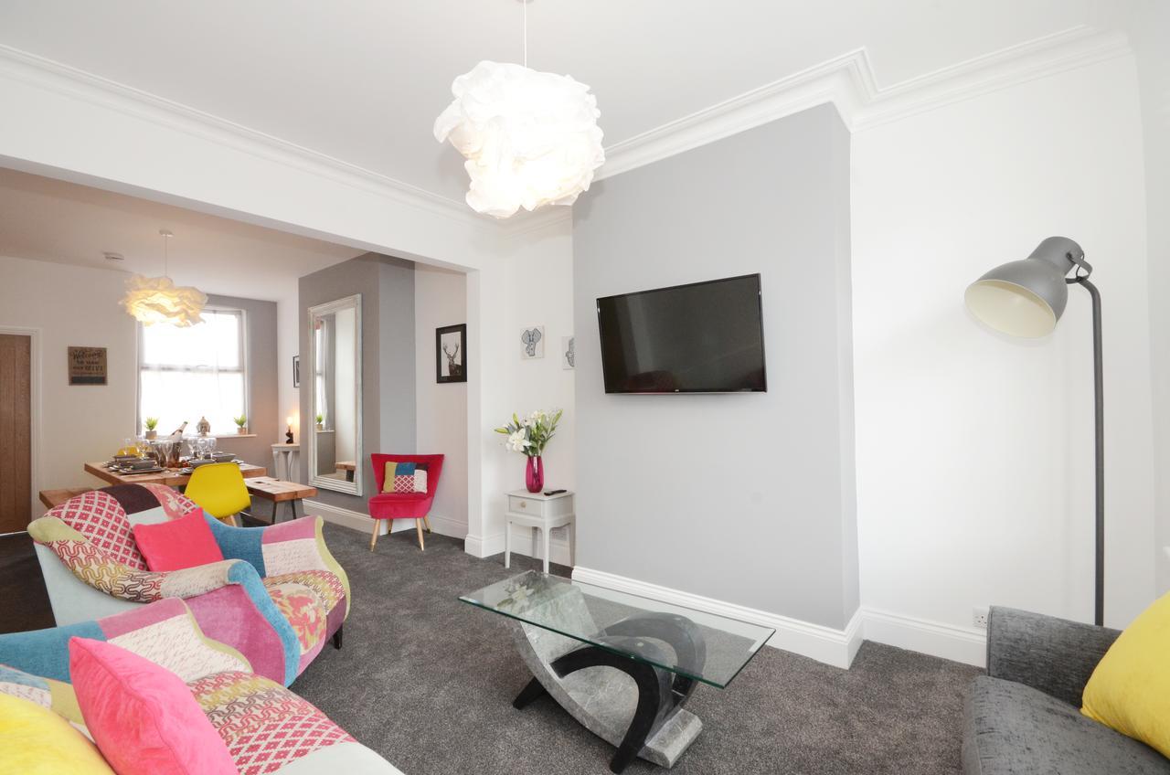 York Boutique House- Spacious & Stylish With Free Parking Esterno foto